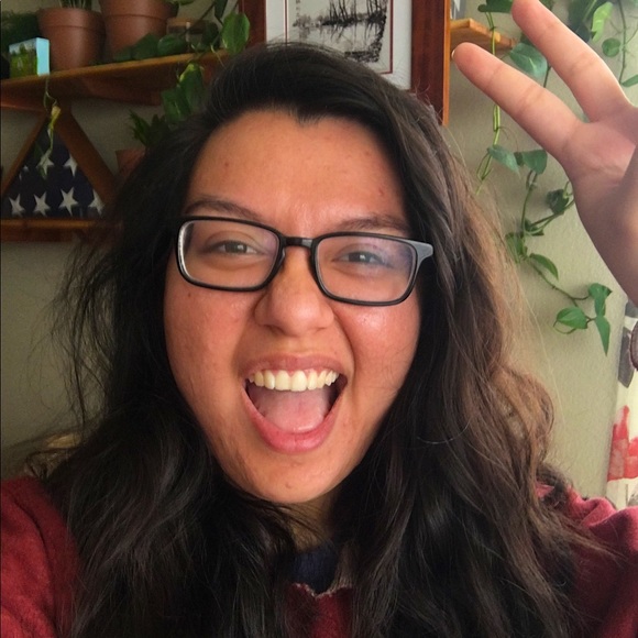 Meet your Posher, Mercy - Picture 1 of 1